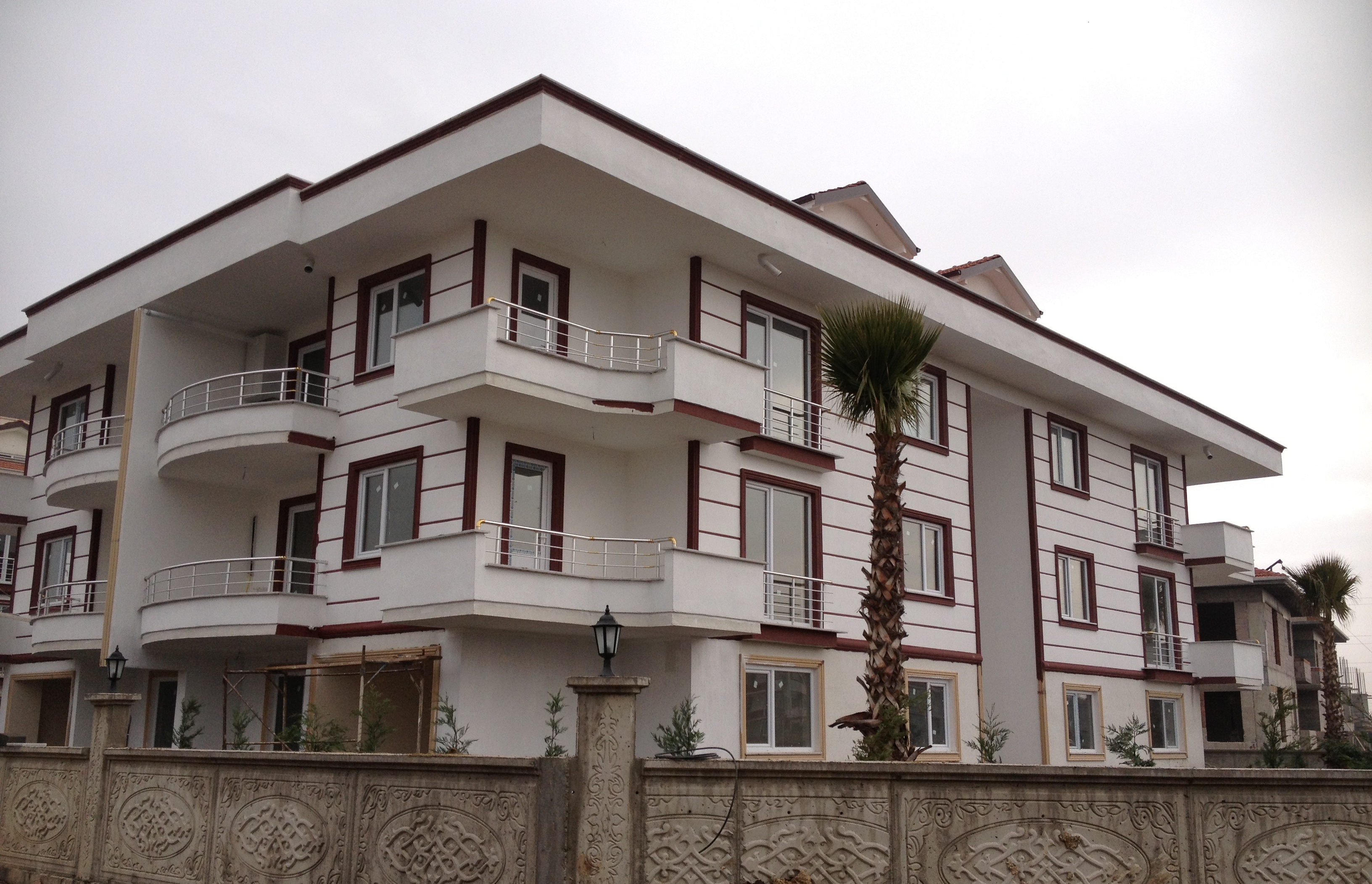 BH HUZUR INSAAT LIVA2 EVLERI